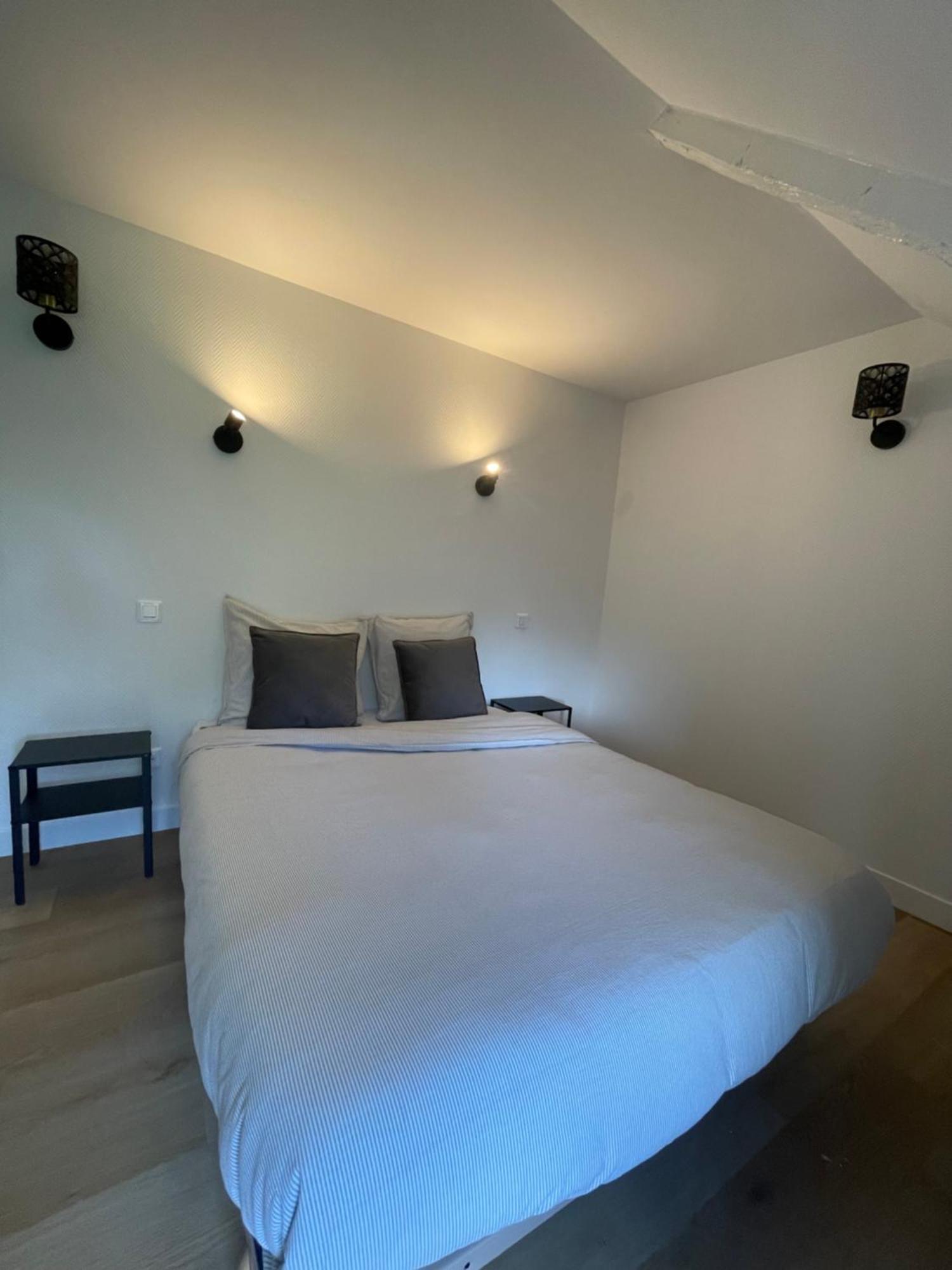 Au Pied Leve Hotel Calorguen Kamer foto